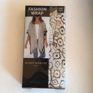 NEW Mario Serrani Italy Fashion Wrap